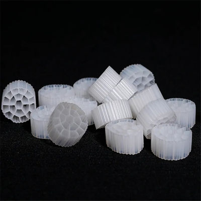 Remplisseur à lit fluidisé biologique en plastique de flottement de médias de filtrage du HDPE MBBR
