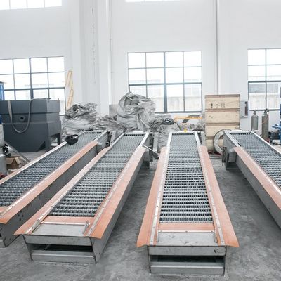 Équipement rotatoire de traitement des eaux usées de gril de herse de dent d'acier inoxydable