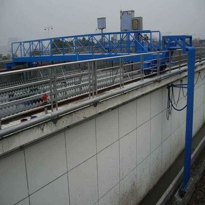 Grattoir de déplacement de boue d'acier inoxydable horizontal pour le traitement des eaux usées