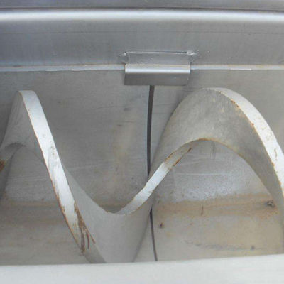 Convoyeur à vis Shaftless horizontal de boue d'acier au carbone mobile