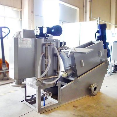 Équipement de asséchage de boue d'usine chimique de presse à vis complètement automatique