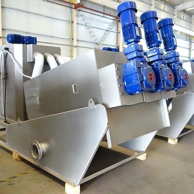 Équipement de asséchage de boue d'usine chimique de presse à vis complètement automatique
