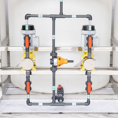 Mélange de dissolution de dosage complètement automatique de la machine 4500L/H intégré