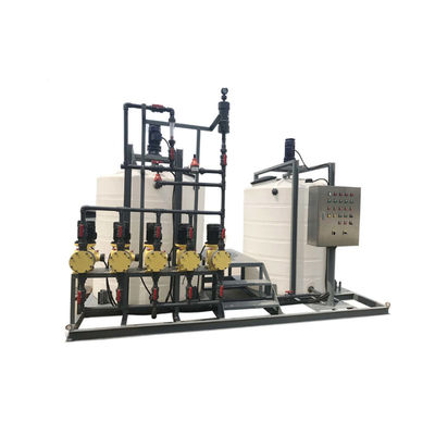 Coagulant économiseur d'énergie du PE 2000L/H dosant le système pour le stabilisateur de circulation de l'eau de refroidissement