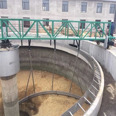 304 machine suspendue de traitement des eaux usées de grattoir de boue de l'acier inoxydable Center Drive