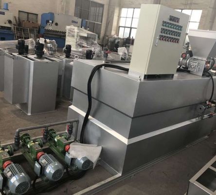 Équipement de dosage bas acide de floculant de 2000L/H PAM Automatic Dosing System Chloride