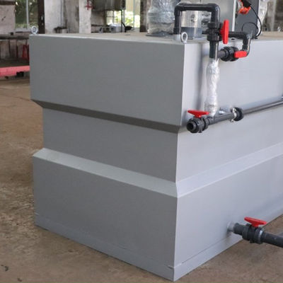 Dispositif de dosage automatique de PAM/PAC de floculant pour le phosphate intégré
