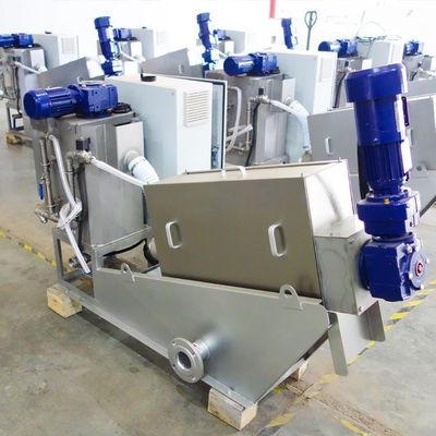 Équipement de asséchage de boue d'usine chimique de presse à vis complètement automatique