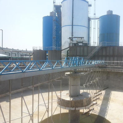 Acier inoxydable 304 de grattoir de boue d'entraînement de centre de réservoir de sédimentation d'eaux d'égout