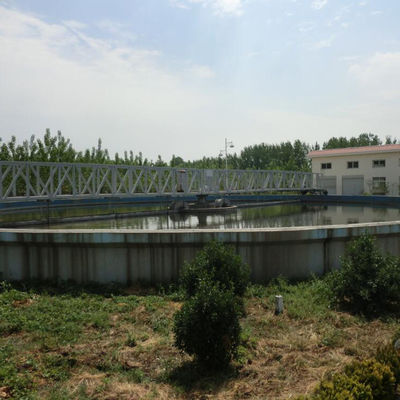 Acier inoxydable 304 de grattoir de boue d'entraînement de centre de réservoir de sédimentation d'eaux d'égout
