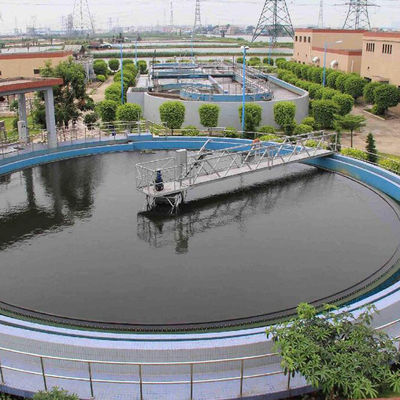 Acier inoxydable 304 de grattoir de boue d'entraînement de centre de réservoir de sédimentation d'eaux d'égout
