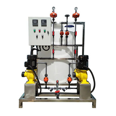 Système de dosage automatique de produits chimiques PE vertical intégré 500L/H