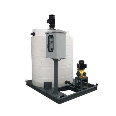 Coagulant économiseur d'énergie du PE 2000L/H dosant le système pour le stabilisateur de circulation de l'eau de refroidissement