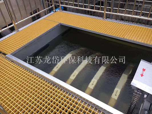 Réservoir blanc de traitement des eaux résiduaires, filtre à cylindre rotatif de fibre
