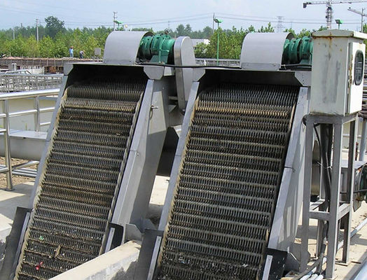 Écran de barre rotatoire de traitement de l'eau