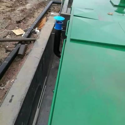 Équipement de traitement des eaux usées de bioréacteur de membrane pour les secteurs résidentiels