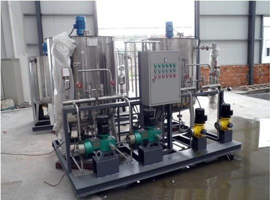 Machine de dosage automatique argentée, unités de dosage automatiques chimiques